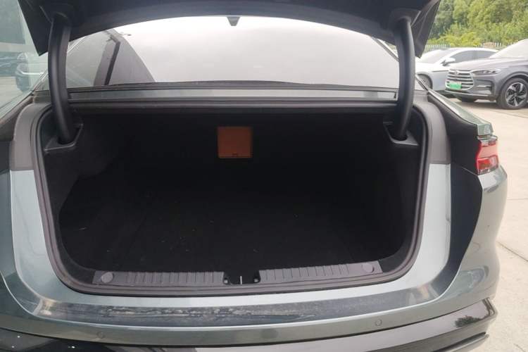 Used BYD Han L 2025 DM-p Four-Wheel-Drive LiDAR Flagship Model Trunk