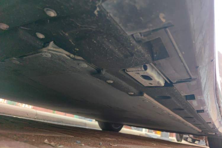 Used BYD Han L 2025 EV 701KM LiDAR Deluxe Edition Chassis Front Left