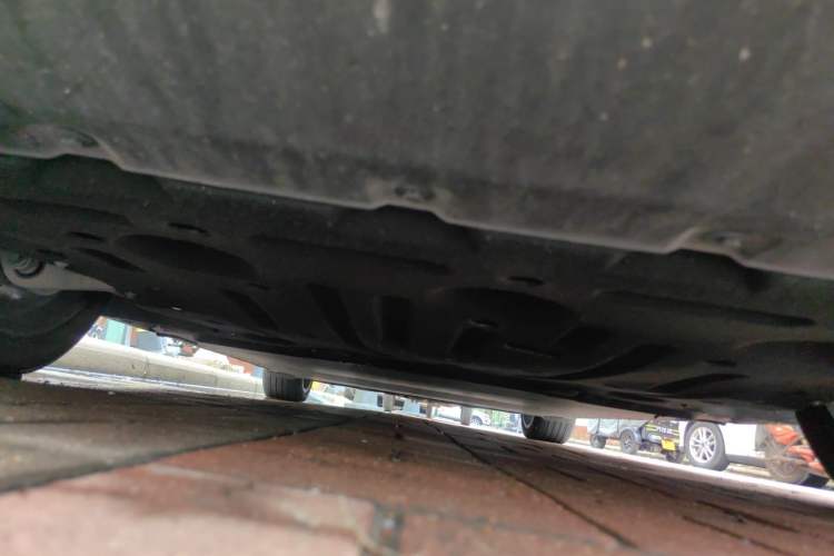 Used BYD Han L 2025 EV 701KM LiDAR Deluxe Edition Chassis Front