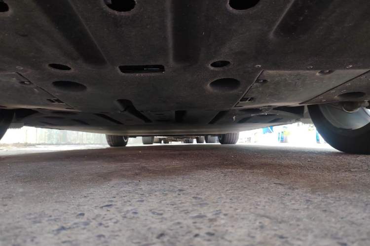 Used BYD Han L 2025 EV Four-Wheel Drive LiDAR Flagship Model Chassis Rear