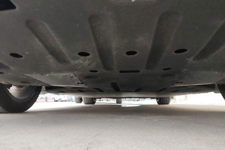 Used BYD Han L 2025 EV Four-Wheel Drive LiDAR Flagship Model Chassis Rear