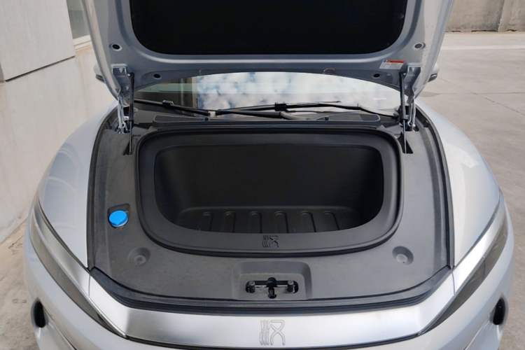 Used BYD Han L 2025 EV Four-Wheel Drive LiDAR Flagship Model Engine Bay
