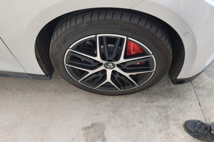 Used BYD Han L 2025 EV Four-Wheel Drive LiDAR Flagship Model Exterior 4