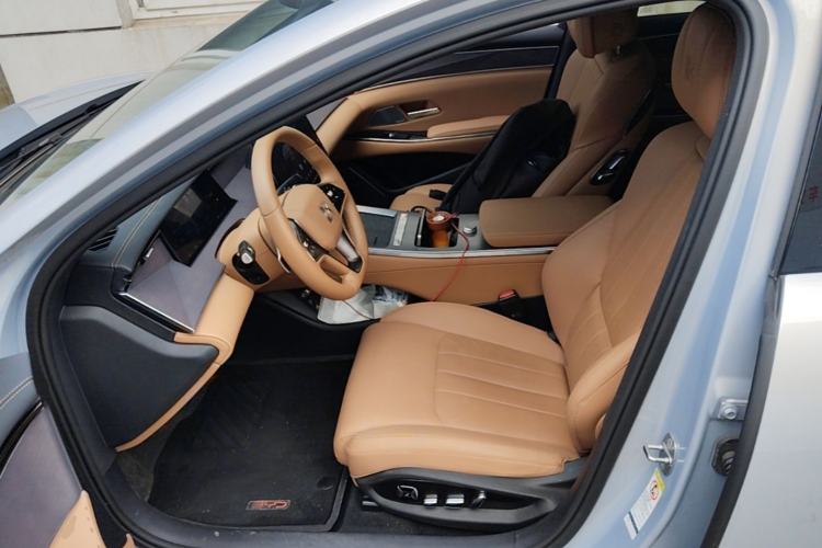 Used BYD Han L 2025 EV Four-Wheel Drive LiDAR Flagship Model Left Front Seat