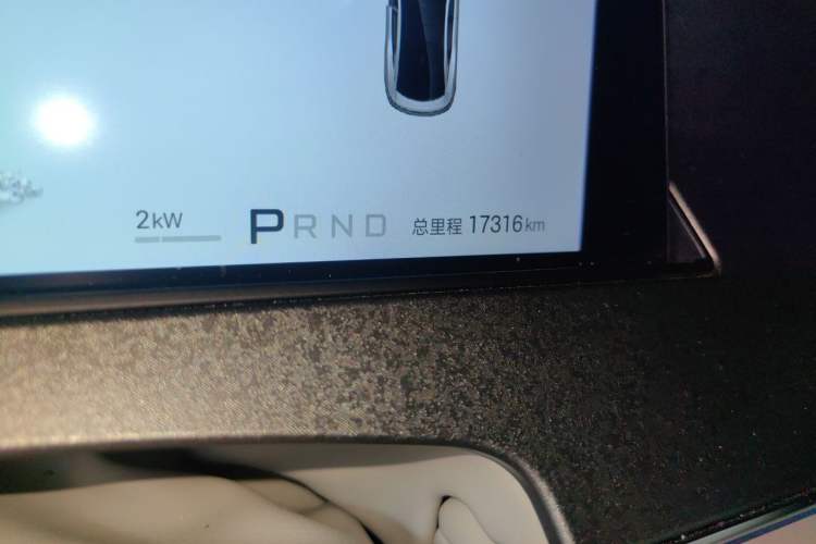 Used BYD Han L 2025 EV 701KM LiDAR Deluxe Edition Odometer Close Up