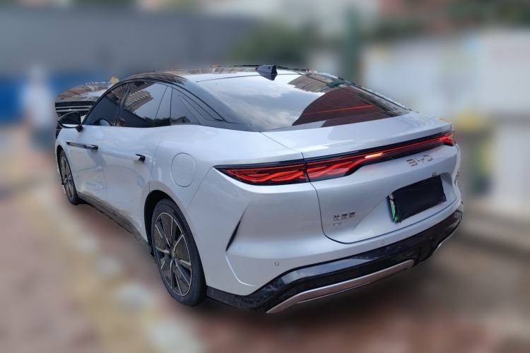 Used BYD Han L 2025 EV 701KM LiDAR Deluxe Edition Rear Left 45 Deg