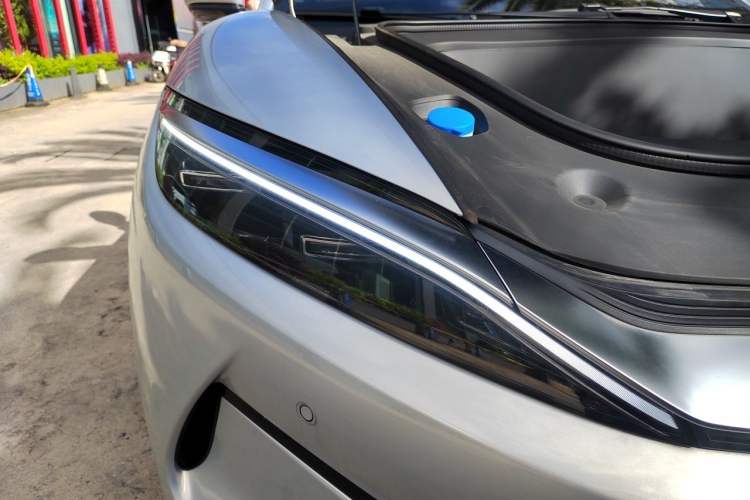 Used BYD Han L 2025 EV Four-Wheel Drive LiDAR Flagship Model Right Front Headlight