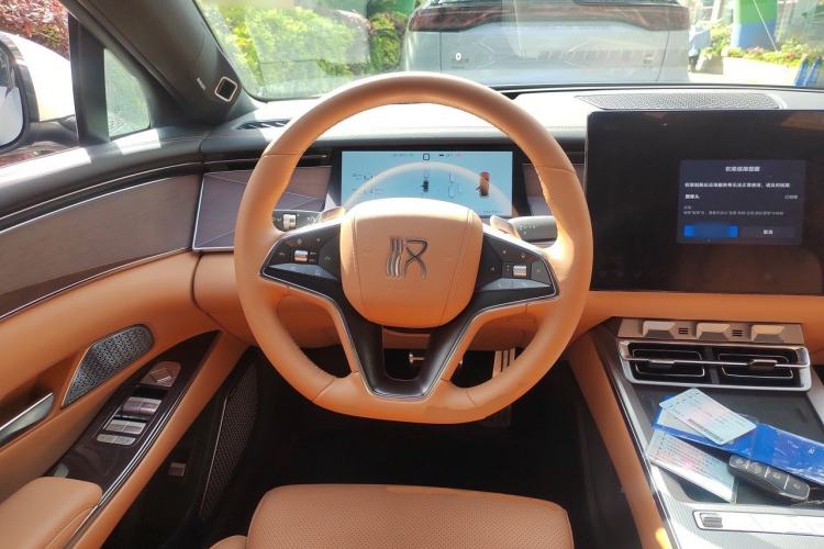 Used BYD Han L 2025 EV Four-Wheel Drive LiDAR Flagship Model Steering Wheel