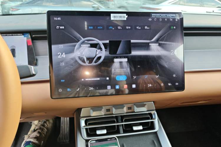 Used BYD Han L 2025 EV Four-Wheel Drive LiDAR Flagship Model Audio And AC Panel