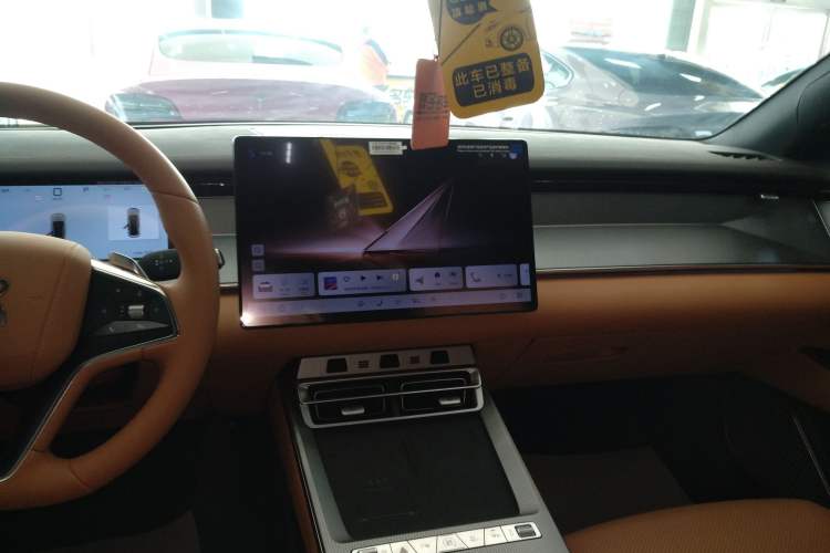 Used BYD Han L 2025 DM-i 200KM LiDAR Luxury Model Audio And AC Panel