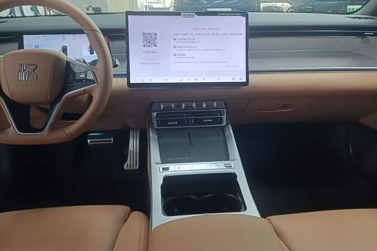 Used BYD Han L 2025 DM-p Four-Wheel-Drive LiDAR Flagship Model Audio And AC Panel