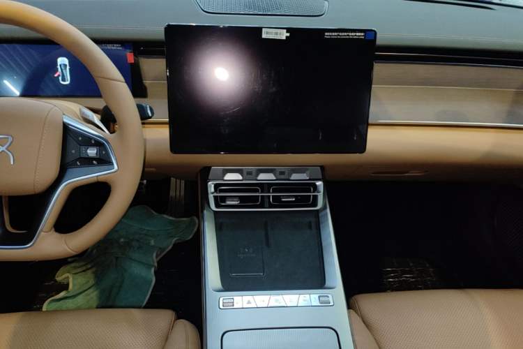Used BYD Han L 2025 DM-p Four-Wheel-Drive LiDAR Flagship Model Audio And AC Panel