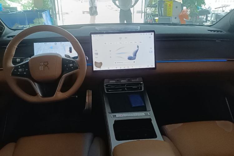 Used BYD Han L 2025 DM-p Four-Wheel-Drive LiDAR Flagship Model Center Console