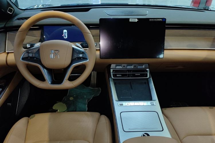 Used BYD Han L 2025 DM-p Four-Wheel-Drive LiDAR Flagship Model Center Console