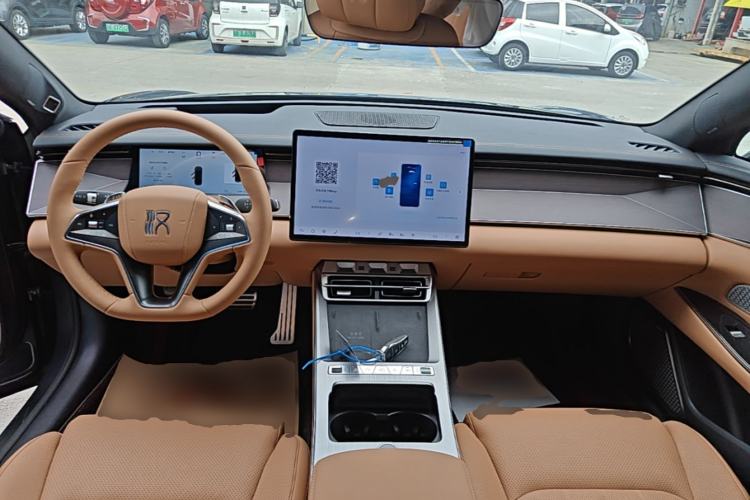 Used BYD Han L 2025 DM-p Four-Wheel-Drive LiDAR Flagship Model Center Console