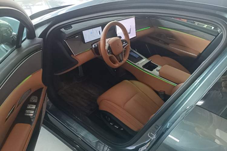 Used BYD Han L 2025 DM-p Four-Wheel-Drive LiDAR Flagship Model Driver Seat