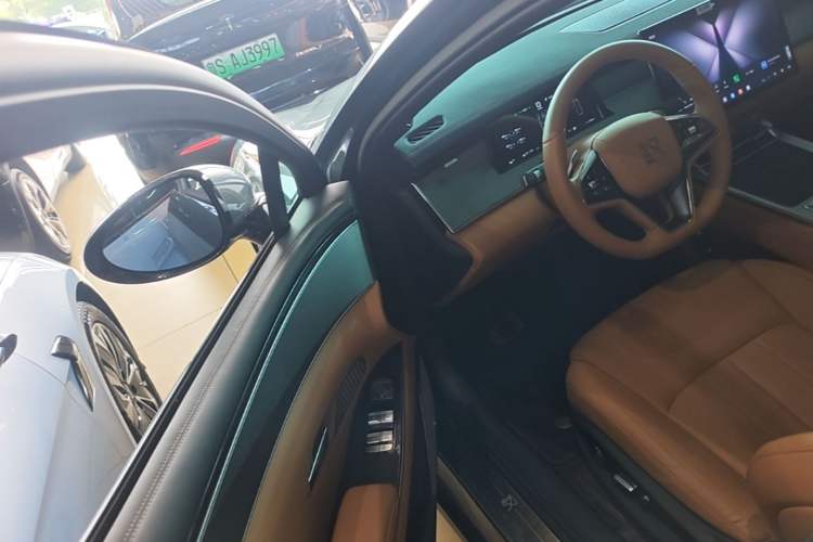 Used BYD Han L 2025 DM-i 200KM LiDAR Luxury Model Driver Seat