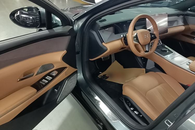 Used BYD Han L 2025 DM-p Four-Wheel-Drive LiDAR Flagship Model Driver Seat