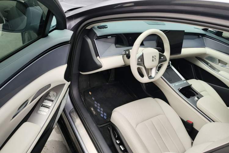 Used BYD Han L 2025 DM-i 200km LiDAR Flagship Model Driver Seat