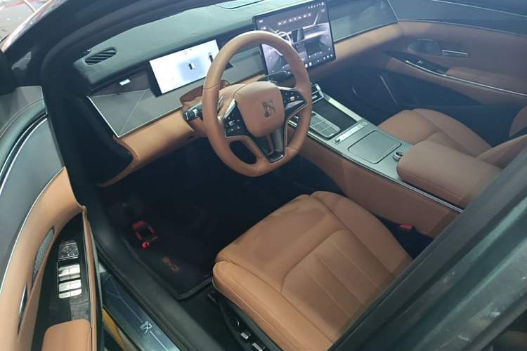 Used BYD Han L 2025 EV 701 km LiDAR Flagship Edition Driver Seat