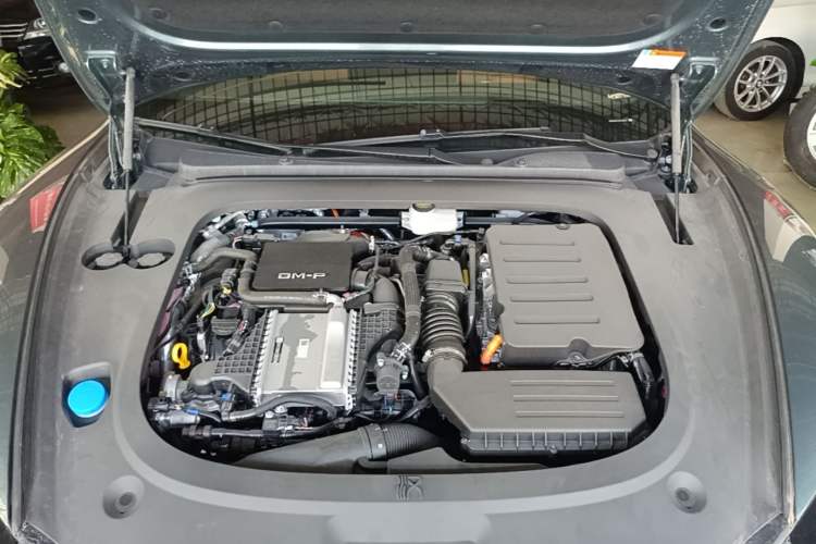 Used BYD Han L 2025 DM-p Four-Wheel-Drive LiDAR Flagship Model Engine Bay