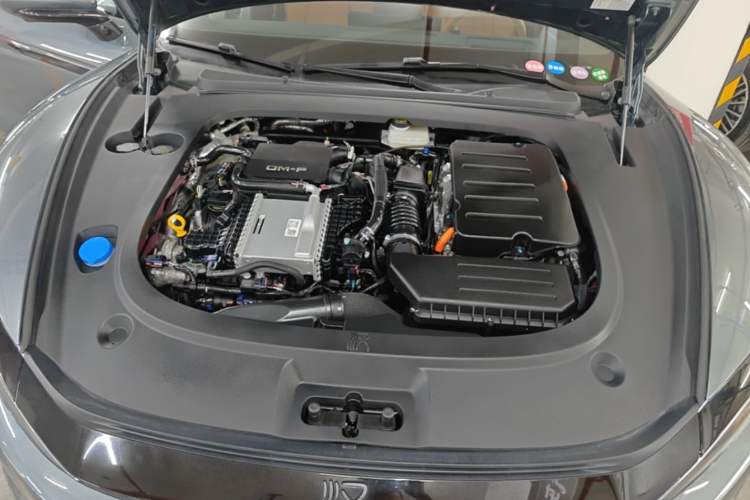 Used BYD Han L 2025 DM-p Four-Wheel-Drive LiDAR Flagship Model Engine Bay