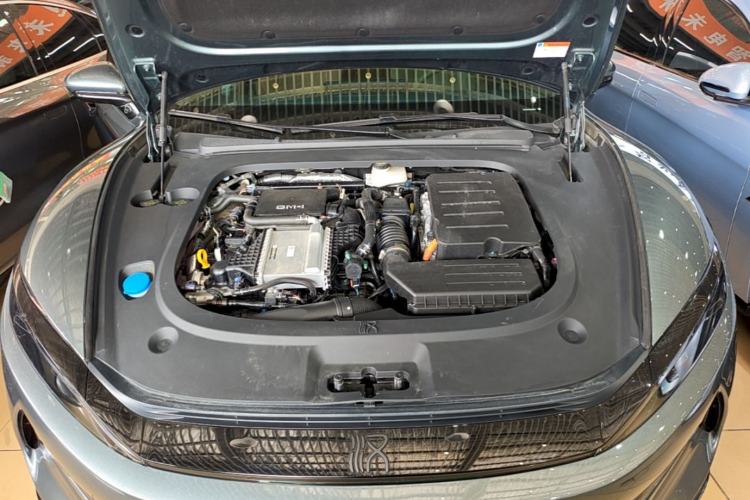 Used BYD Han L 2025 DM-i 200KM LiDAR Luxury Model Engine Bay