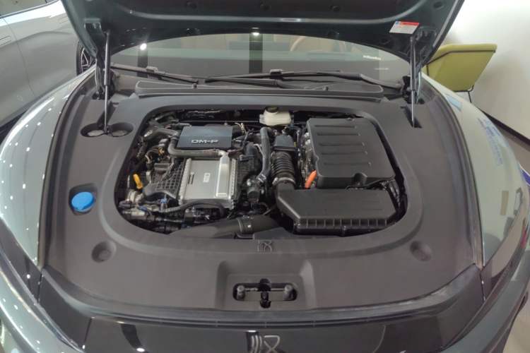 Used BYD Han L 2025 DM-p Four-Wheel-Drive LiDAR Flagship Model Engine Bay