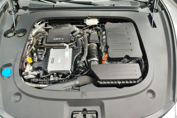 Used BYD Han L 2025 DM-i 200km LiDAR Flagship Model Engine Bay