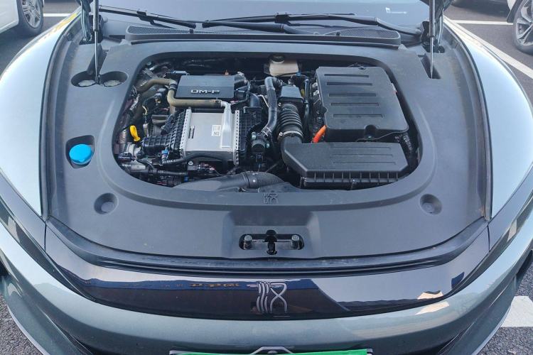 Used BYD Han L 2025 DM-p Four-Wheel-Drive LiDAR Flagship Model Engine Bay