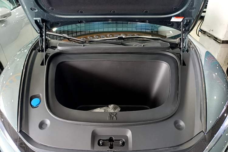 Used BYD Han L 2025 EV 701 km LiDAR Flagship Edition Engine Bay
