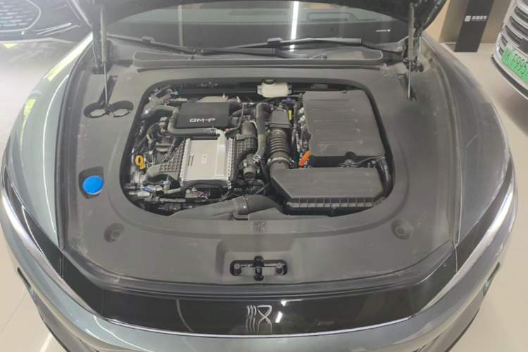 Used BYD Han L 2025 DM-p Four-Wheel-Drive LiDAR Flagship Model Engine Bay