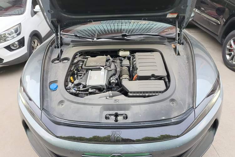 Used BYD Han L 2025 DM-p Four-Wheel-Drive LiDAR Flagship Model Engine Bay