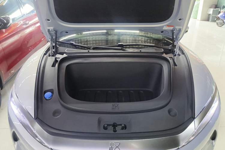 Used BYD Han L 2025 EV Four-Wheel Drive LiDAR Flagship Model Engine Bay