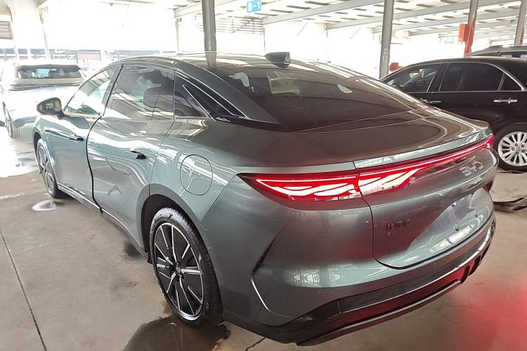 Used BYD Han L 2025 EV 701KM LiDAR Deluxe Edition Exterior 2