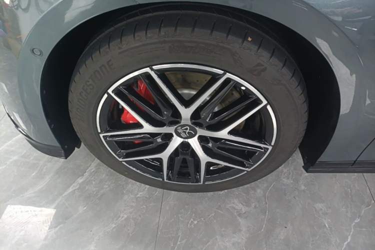 Used BYD Han L 2025 DM-p Four-Wheel-Drive LiDAR Flagship Model Exterior 3