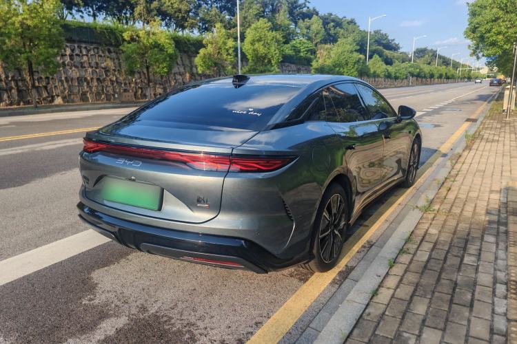 Used BYD Han L 2025 DM-i 200KM LiDAR Luxury Model Exterior 4