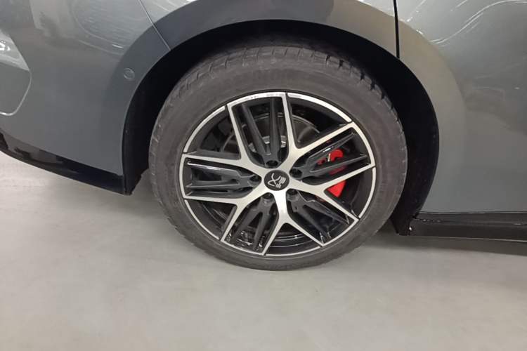 Used BYD Han L 2025 DM-p Four-Wheel-Drive LiDAR Flagship Model Exterior 5