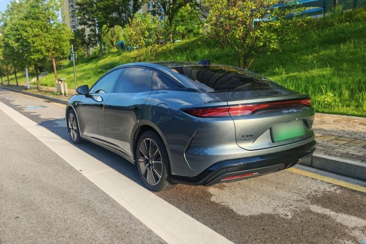 Used BYD Han L 2025 DM-i 200KM LiDAR Luxury Model Exterior 6