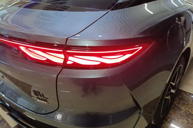 Used BYD Han L 2025 DM-p Four-Wheel-Drive LiDAR Flagship Model Exterior 6