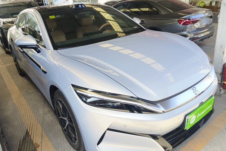 Used BYD Han L 2025 EV Four-Wheel Drive LiDAR Flagship Model Front Right 45 Deg