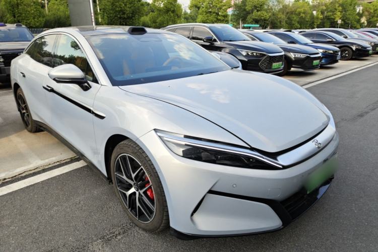 Used BYD Han L 2025 EV Four-Wheel Drive LiDAR Flagship Model Front Right 45 Deg