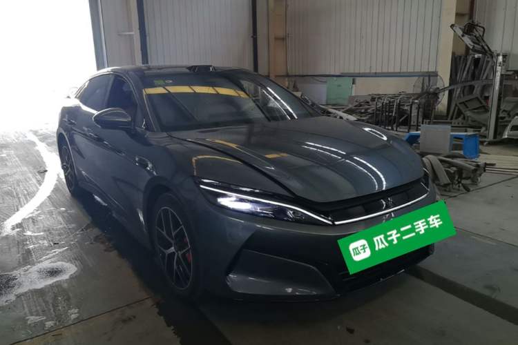Used BYD Han L 2025 EV Four-Wheel Drive LiDAR Flagship Model Front Right 45 Deg
