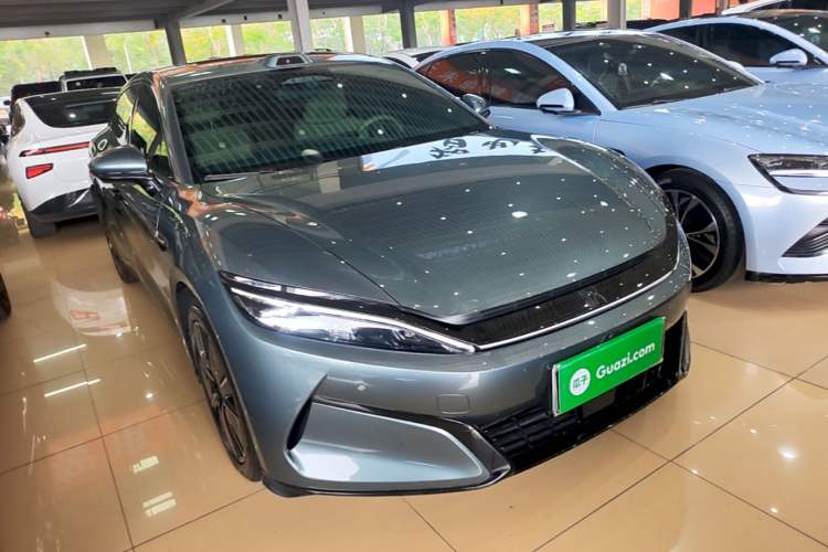 Used BYD Han L 2025 DM-i 200KM LiDAR Luxury Model Front Right 45 Deg