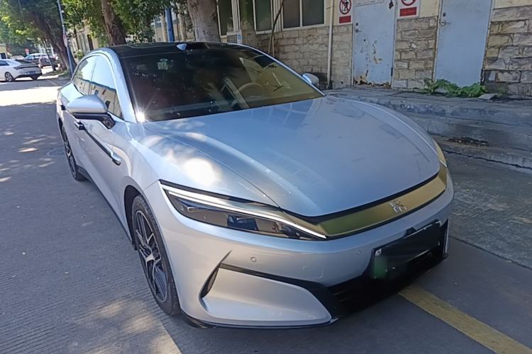 Used BYD Han L 2025 EV Four-Wheel Drive LiDAR Flagship Model Front Right 45 Deg