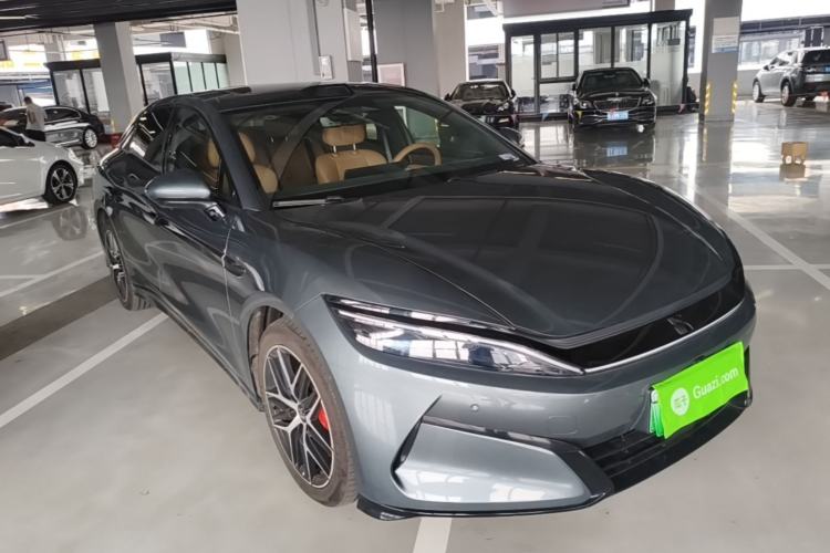 Used BYD Han L 2025 EV Four-Wheel Drive LiDAR Flagship Model Front Right 45 Deg