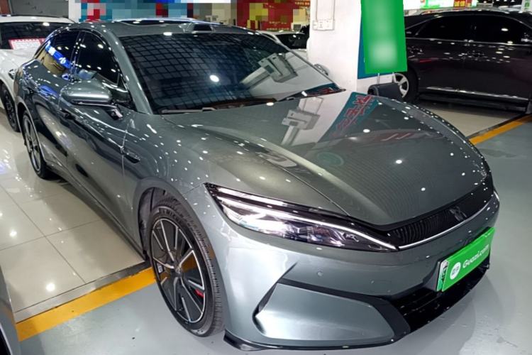 Used BYD Han L 2025 EV 701 km LiDAR Flagship Edition Front Right 45 Deg