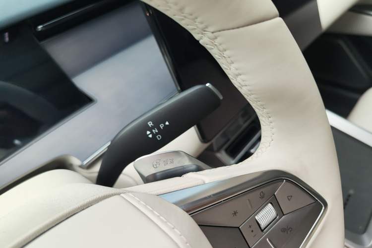 Used BYD Han L 2025 DM-i 200km LiDAR Flagship Model Gear Lever