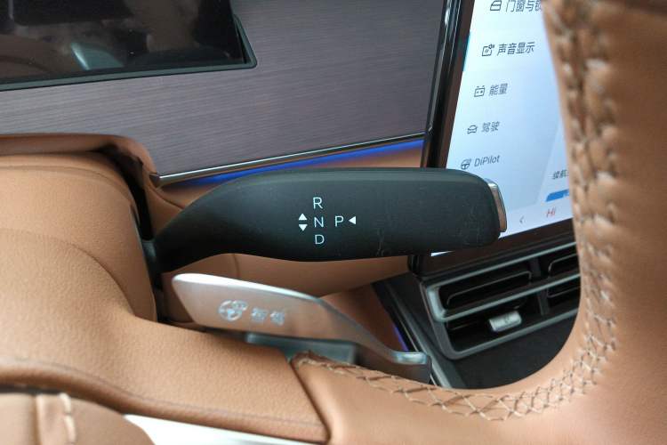 Used BYD Han L 2025 DM-p Four-Wheel-Drive LiDAR Flagship Model Gear Lever