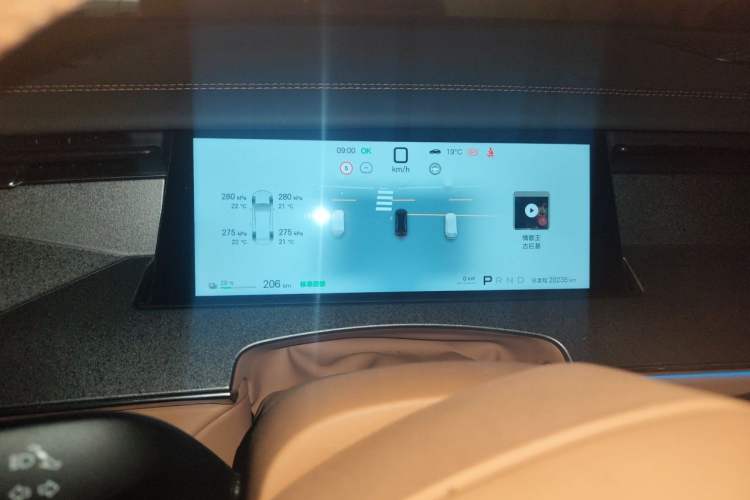 Used BYD Han L 2025 EV 701KM LiDAR Deluxe Edition Instrument Cluster